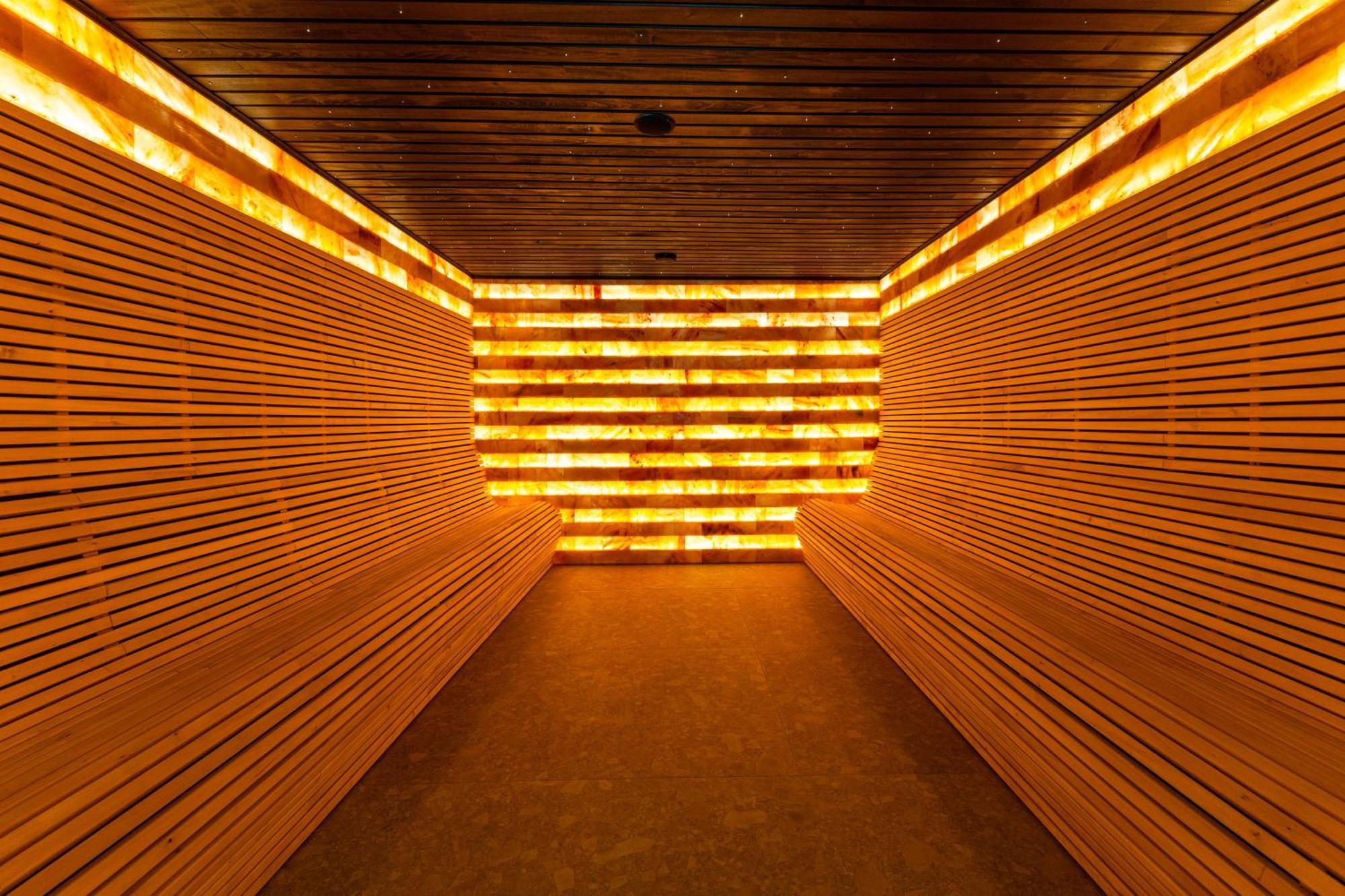 Gold Palace Wellness & Spa Μπούκοβελ Εξωτερικό φωτογραφία