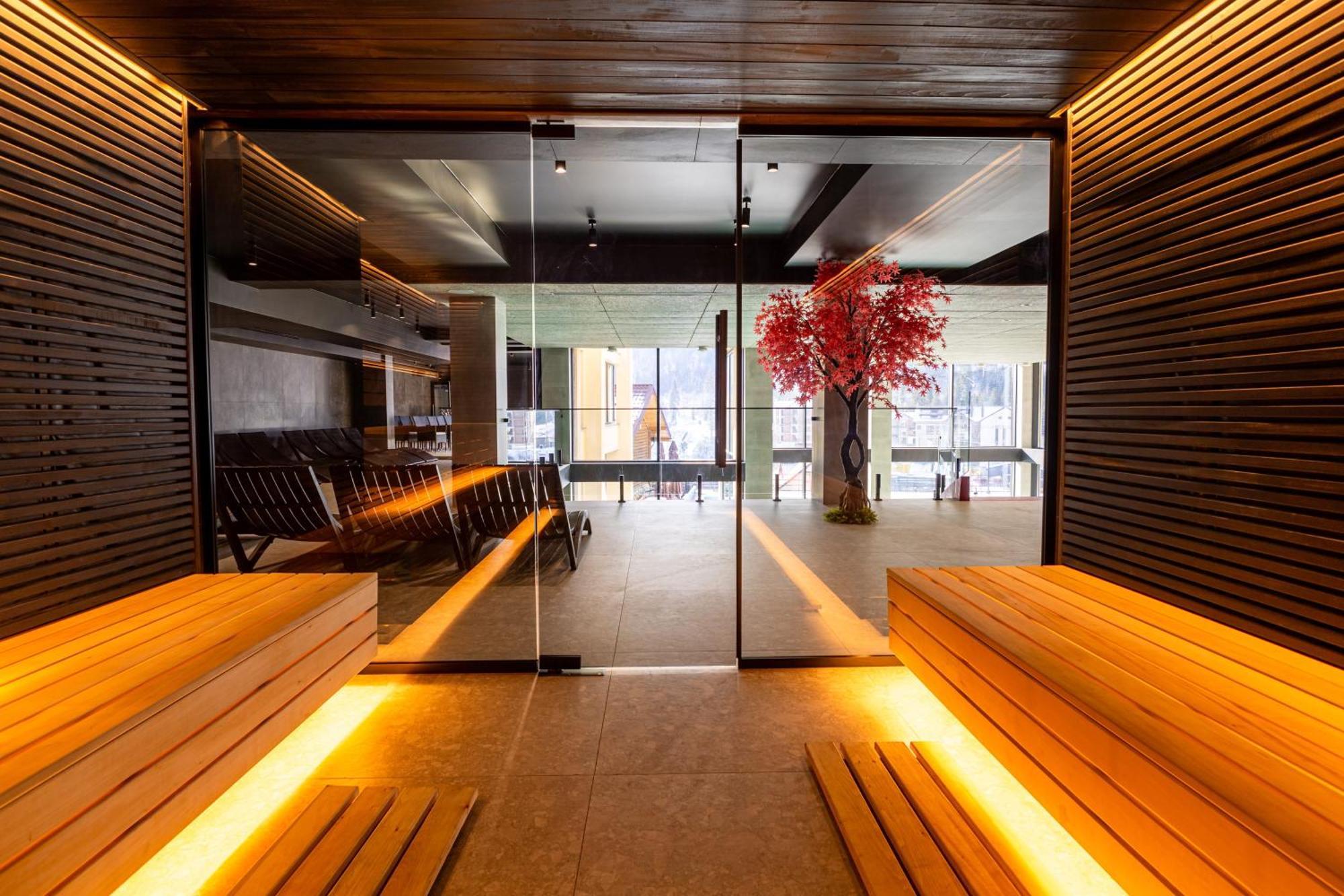 Gold Palace Wellness & Spa Μπούκοβελ Εξωτερικό φωτογραφία