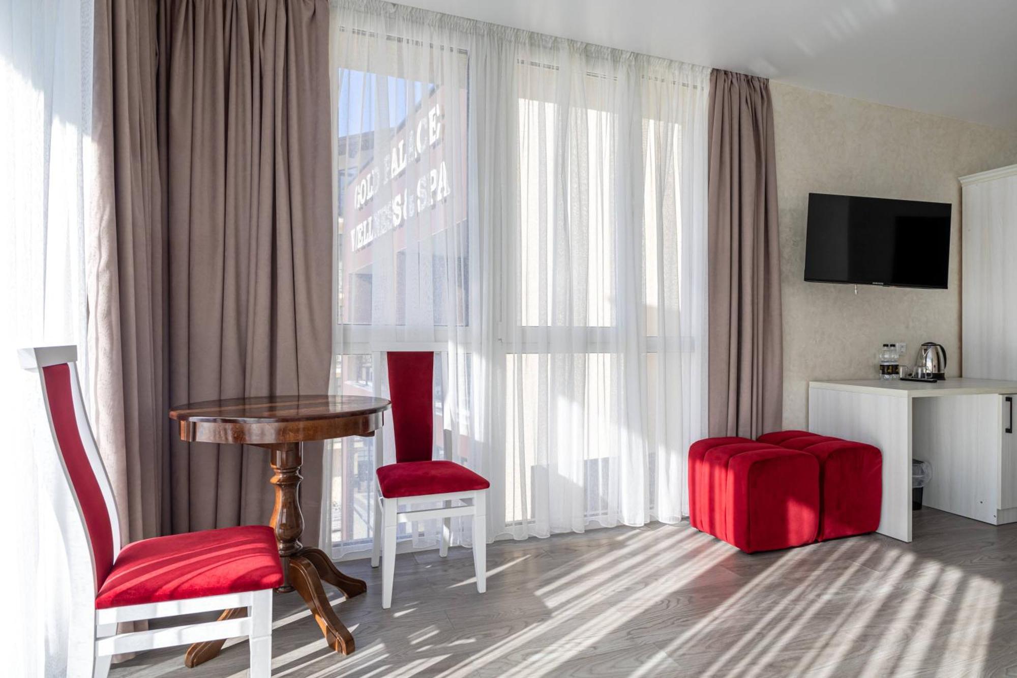 Gold Palace Wellness & Spa Μπούκοβελ Εξωτερικό φωτογραφία
